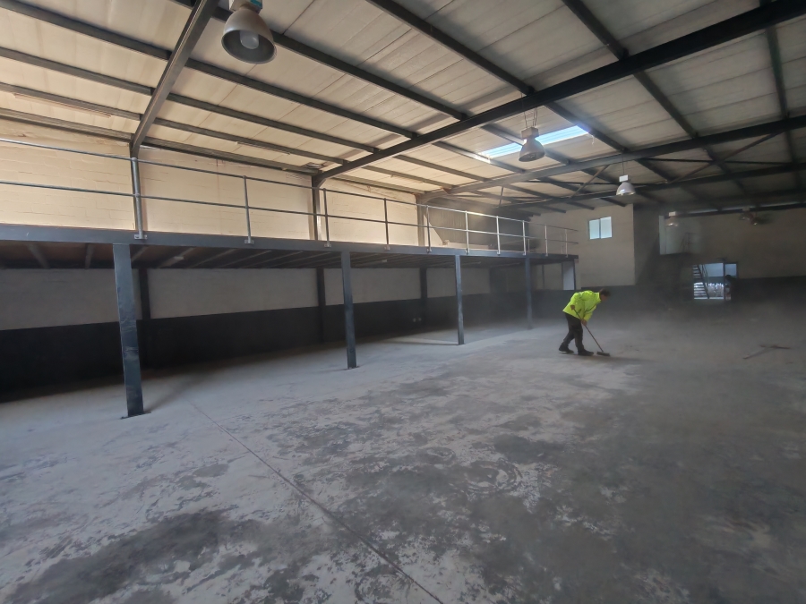 To Let Commercial Property for Rent in Somerset West Business Park Western Cape